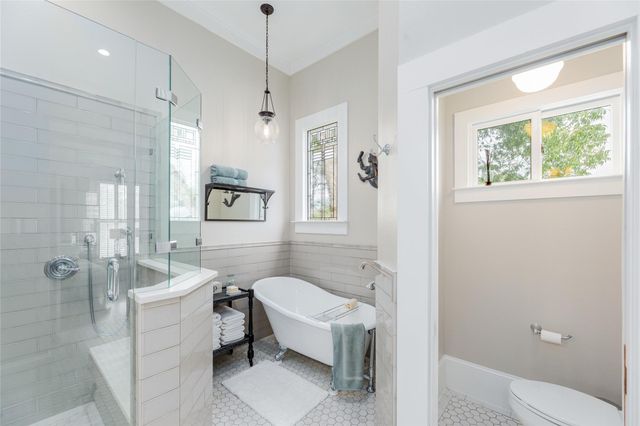 403 E 4th ST, Georgetown, TX 78626
