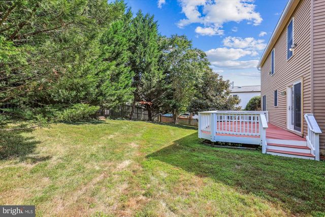 1944 AUTUMN RIDGE CIR, Silver Spring, MD 20906