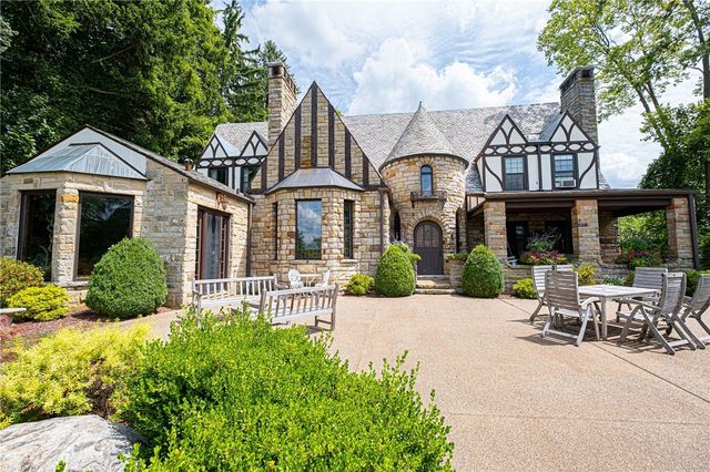 3125 Bethel Church Rd, Bethel Park, PA 15102