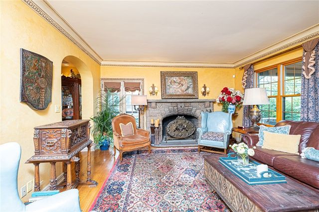 3125 Bethel Church Rd, Bethel Park, PA 15102