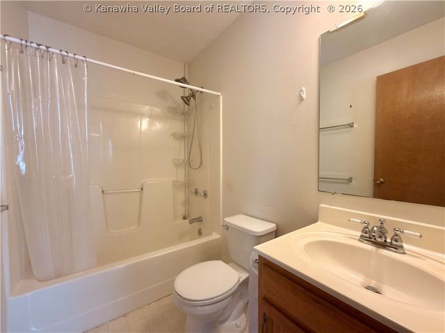 1701 Jackson Avenue, St Albans, WV 25177