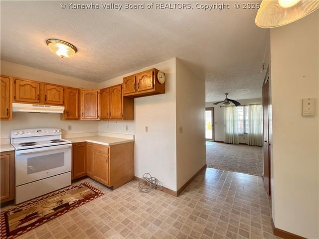 1701 Jackson Avenue, St Albans, WV 25177