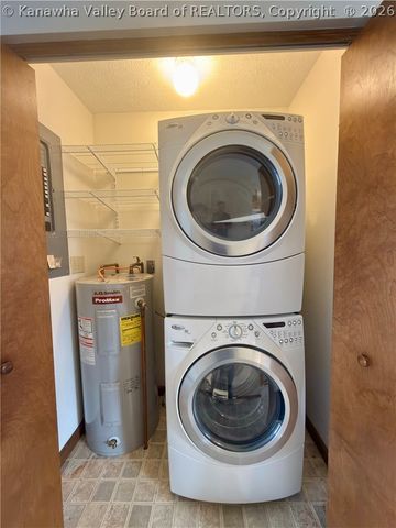 1701 Jackson Avenue, St Albans, WV 25177