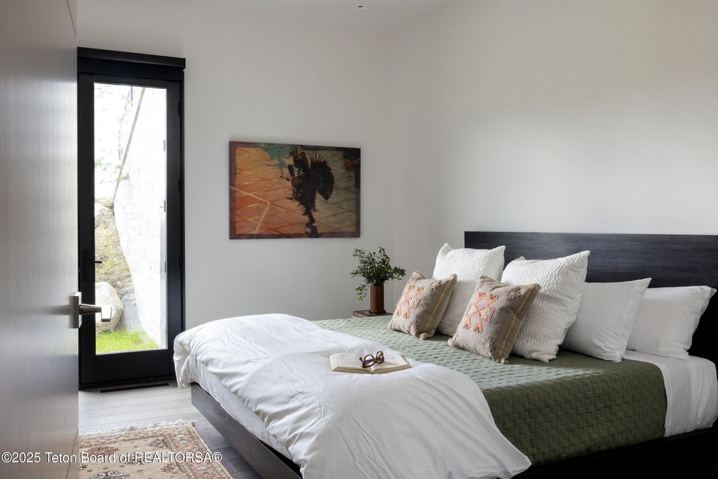 5135 W EAGLE Road, Wilson, WY 83014 photo 25