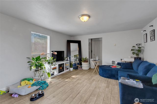 2107 D Street SE, Auburn, WA 98002