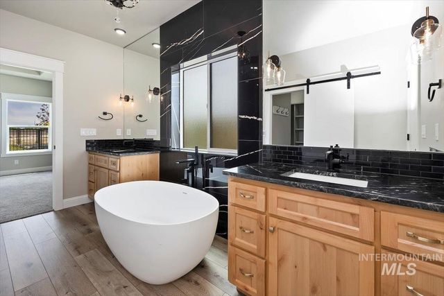 584 Canyon Falls, Twin Falls, ID 83301