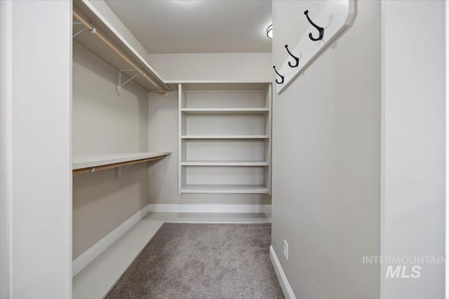 584 Canyon Falls, Twin Falls, ID 83301