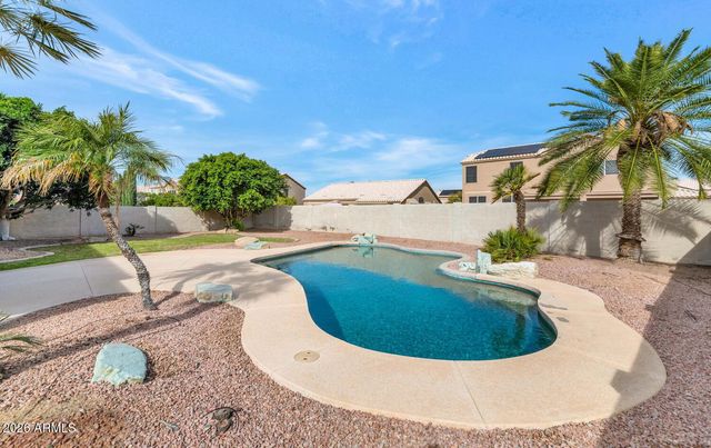 7212 W SURREY Avenue, Peoria, AZ 85381