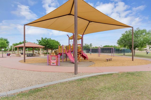 7212 W SURREY Avenue, Peoria, AZ 85381