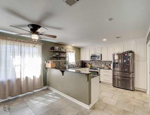 229 Rossitter Street, Shreveport, LA 71105