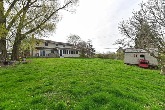 8138 205th AVENUE, Bristol, WI 53104