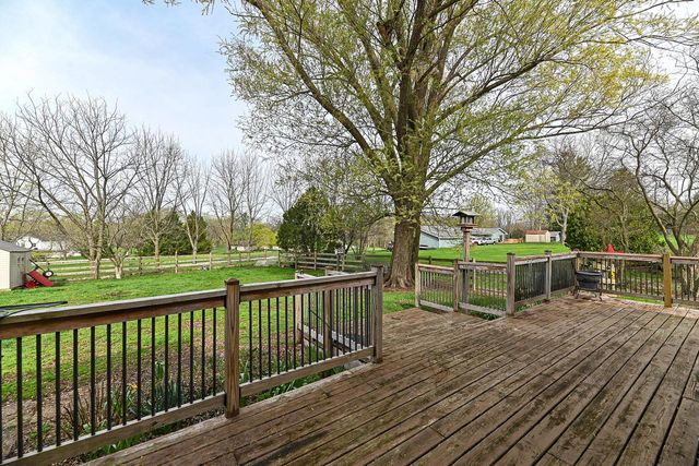 8138 205th AVENUE, Bristol, WI 53104