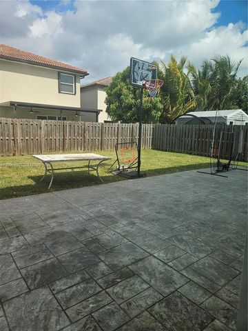 4117 NE 21st St, Homestead, FL 33033