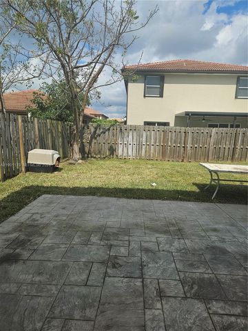 4117 NE 21st St, Homestead, FL 33033