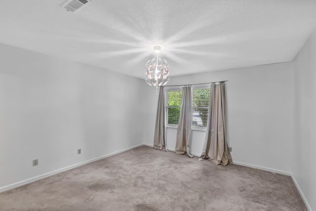 619 Chapelwood, Dothan, AL 36305