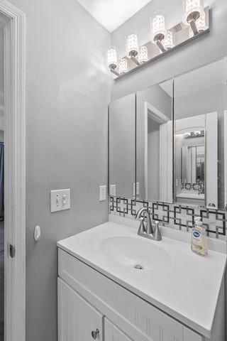 619 Chapelwood, Dothan, AL 36305