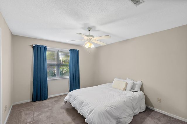 619 Chapelwood, Dothan, AL 36305