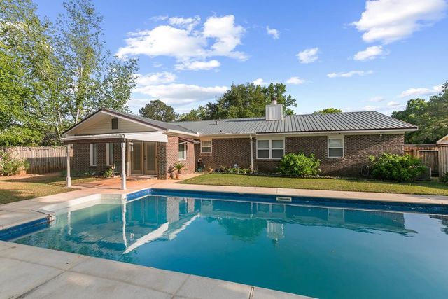 619 Chapelwood, Dothan, AL 36305