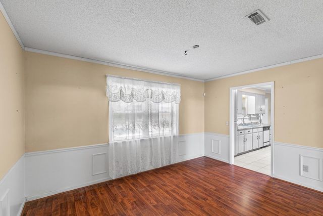 619 Chapelwood, Dothan, AL 36305
