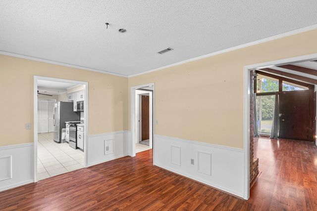 619 Chapelwood, Dothan, AL 36305