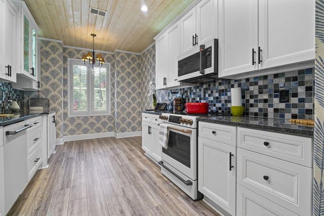 4948 Fulton Pl., Murrells Inlet, SC 29576