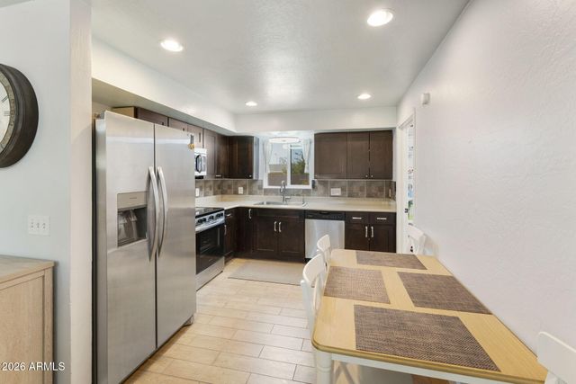 9523 E DALLAS Street, Mesa, AZ 85207
