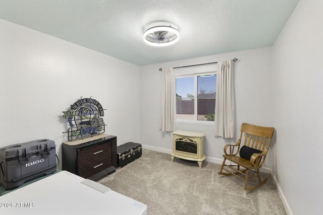9523 E DALLAS Street, Mesa, AZ 85207