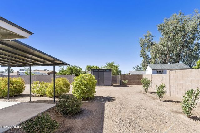 9523 E DALLAS Street, Mesa, AZ 85207