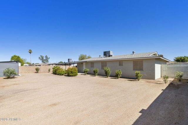 9523 E DALLAS Street, Mesa, AZ 85207