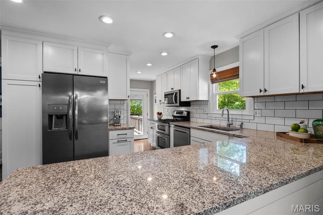 754 Greeley Avenue, Webster Groves, MO 63119