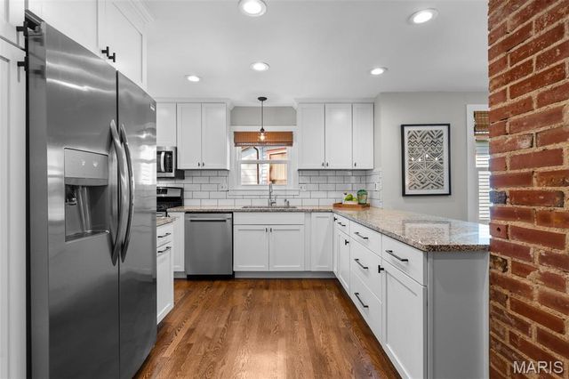 754 Greeley Avenue, Webster Groves, MO 63119