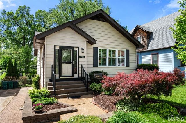 754 Greeley Avenue, Webster Groves, MO 63119