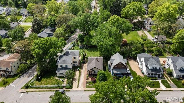 754 Greeley Avenue, Webster Groves, MO 63119