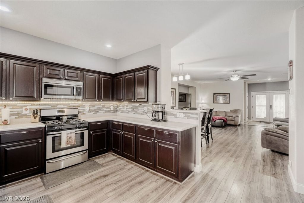 9434 Marshall Creek Street, Las Vegas, NV 89178 — photo 4