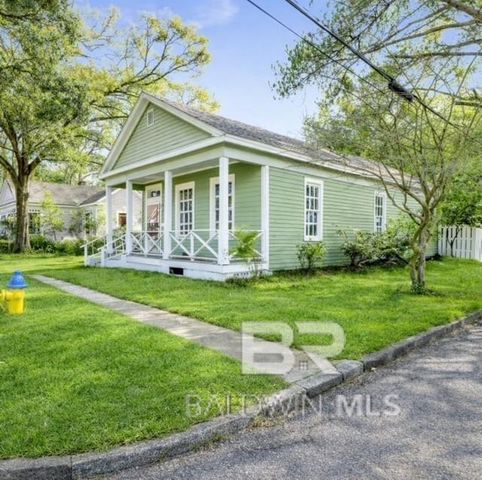 1063 Selma Street, Mobile, AL 36604