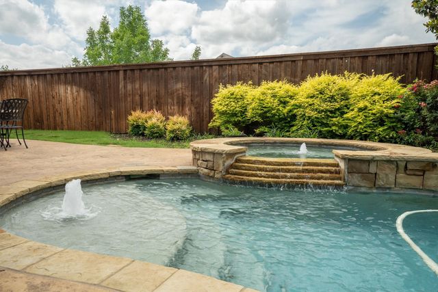 6032 Sterling Drive, Colleyville, TX 76034