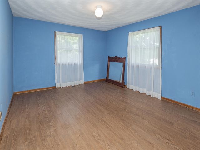 48316 Cr 384, Grand Junction, MI 49056