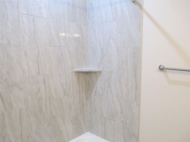 1209 Elm, Baytown, TX 77520