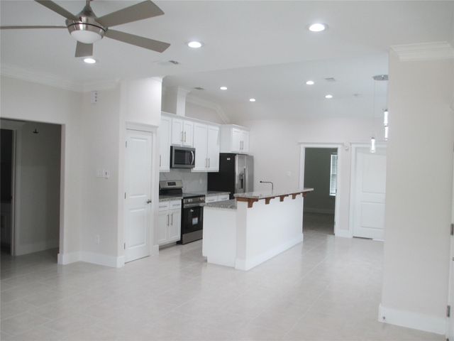 1209 Elm, Baytown, TX 77520