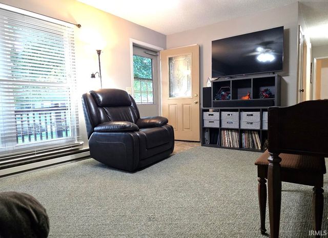6914 Salge Drive, Fort Wayne, IN 46835