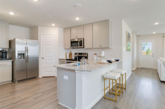 819 Clear Valley Lane, Dayton, TX 77535