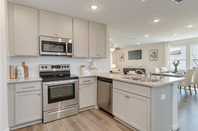 819 Clear Valley Lane, Dayton, TX 77535