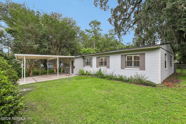 8370 BRACKRIDGE Boulevard S, Jacksonville, FL 32216