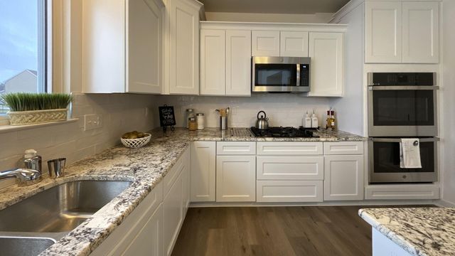 3106 Apple Blossom Way, Raisinville Twp, MI 48161