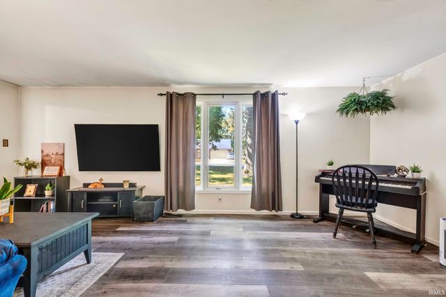 4714 W Arlington Park Boulevard, Fort Wayne, IN 46835