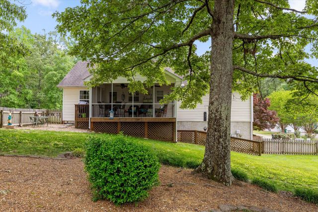 10155 Bear Trail Drive, Soddy Daisy, TN 37379