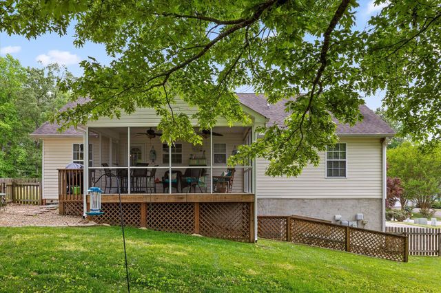 10155 Bear Trail Drive, Soddy Daisy, TN 37379