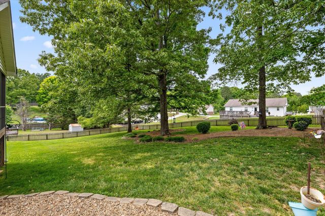 10155 Bear Trail Drive, Soddy Daisy, TN 37379