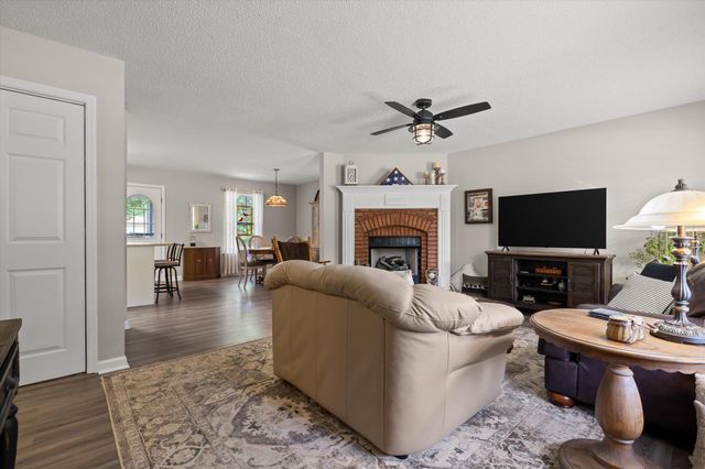 10155 Bear Trail Drive, Soddy Daisy, TN 37379