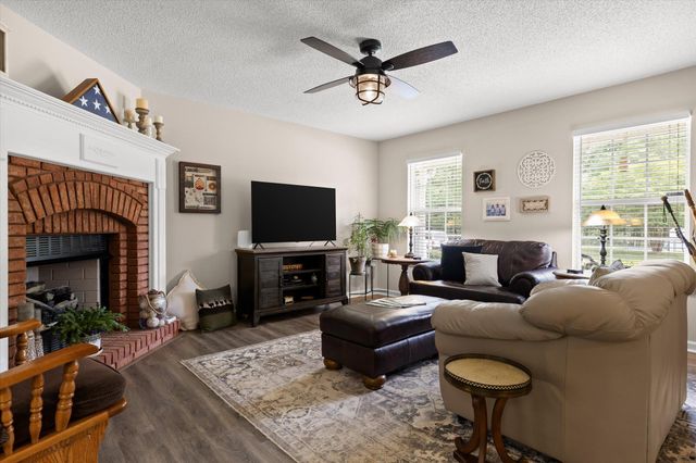 10155 Bear Trail Drive, Soddy Daisy, TN 37379
